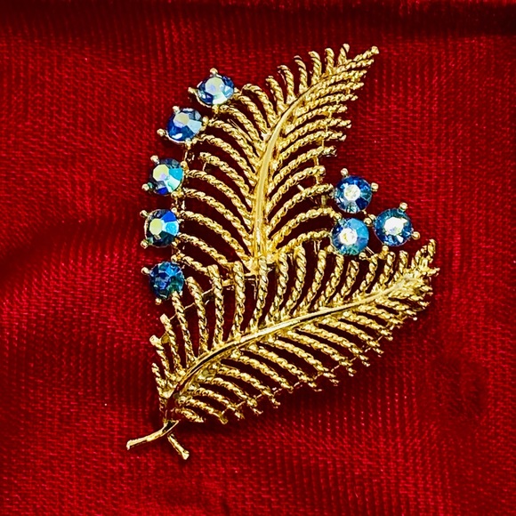 Vintage Lisner Double Fern Leaf Brooch & Earrings - Picture 2 of 5